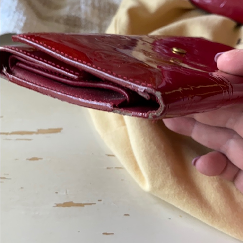 Louis Vuitton Brentwood and Wallet - Picture 14 of 16